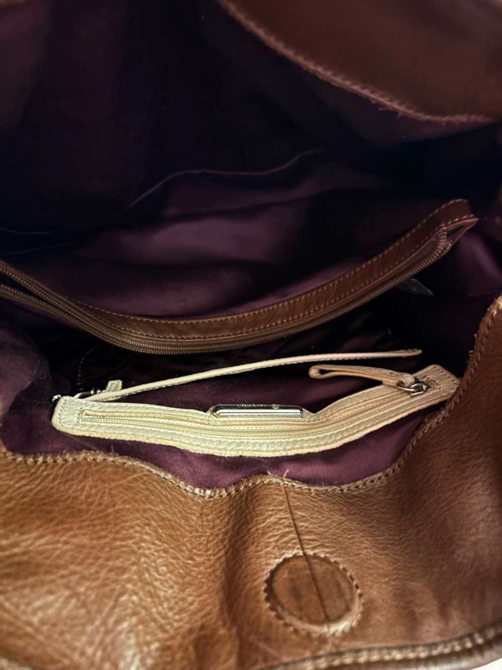 B. Makowsky Brown Leather Shoulder Bag - Picture 6 of 9